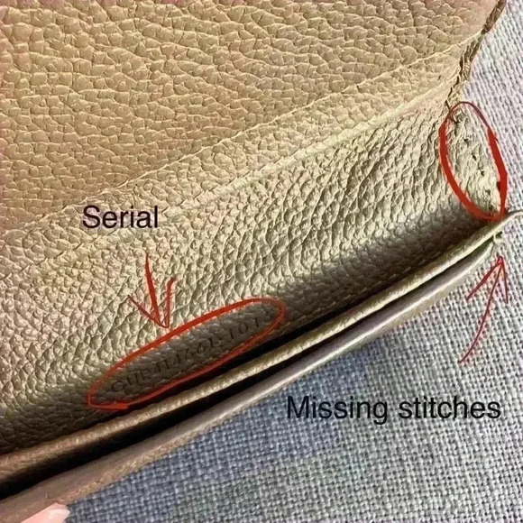 $750 Saint Laurent Cassandra Leather Bifold Wallet - Picture 10 of 11